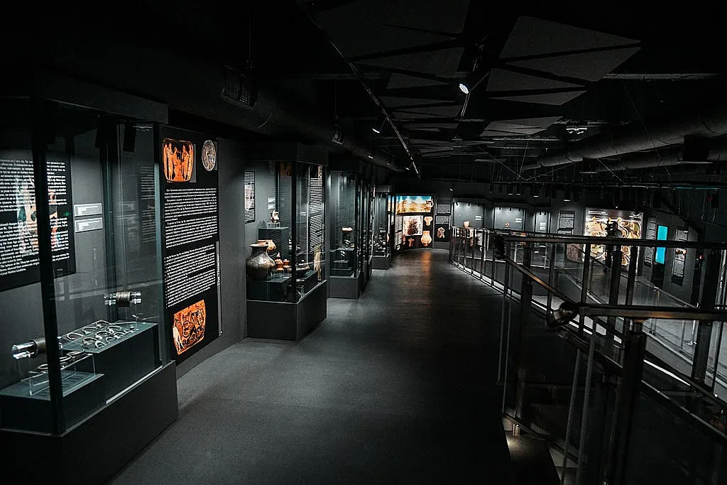 Трите нимфи оживяват в музея на Пазарджик