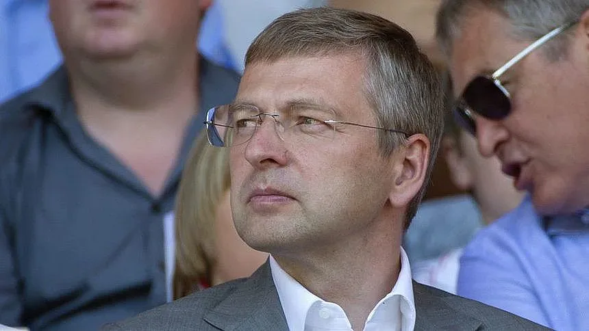 Собственикът на Монако договори развода с жена си