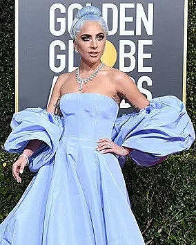 Лейди Гага с бижута за милиони