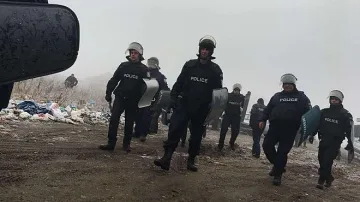 Протестите във Войводиново продължават и днес