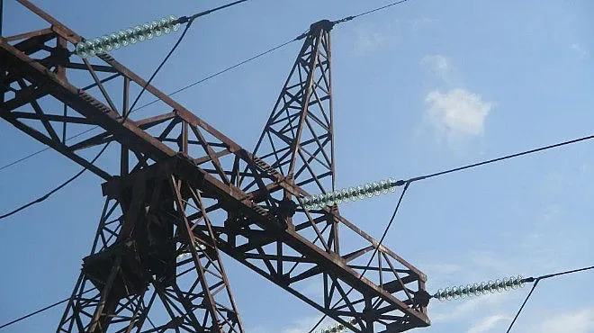 Тристранката заседава за поскъпването на тока за бизнеса