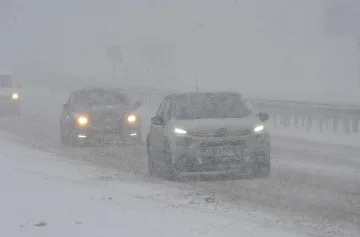 АПИ: На път с автомобили, подготвени за зимни условия!