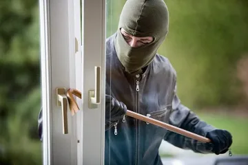 Откраднаха почти 20 бона от столичанин