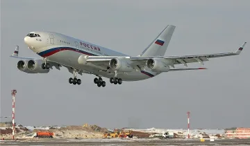 Путин с фитнес в самолета, Тръмп лети с 19 телевизора