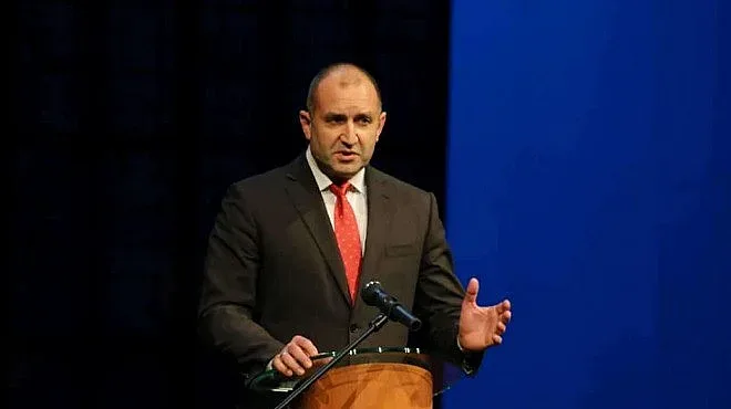 Радев: Нека станем по-добри и творим по добрина всеки ден