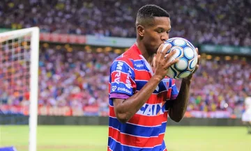 Лудогорец иска шампион на Бразилия