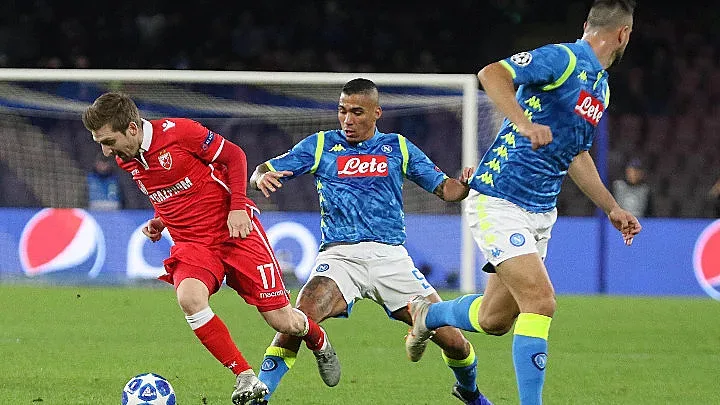 ПСЖ вади 50 млн. евро за халф на Наполи