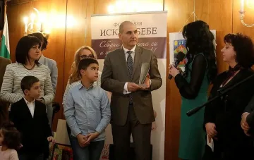 Цветанов с награда "Ангели на благодарността"