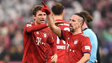 Байерн печели с късен гол на Рибери