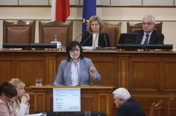 БСП и ГЕРБ спориха за глобата на БЕХ от ЕК