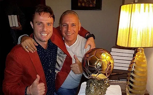 Салпаров се щракна с Камата