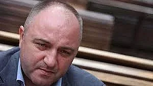 Следственият арест не бива  да се ползва за унижение 
