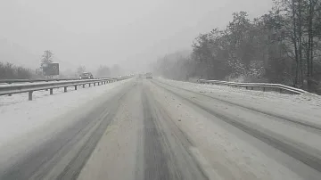 Нова порция дъжд, сняг и жълти кодове днес