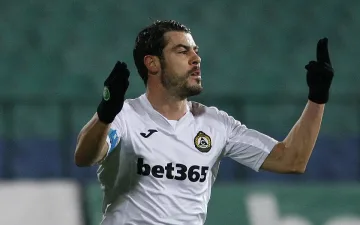 Галин Иванов поема към Китай