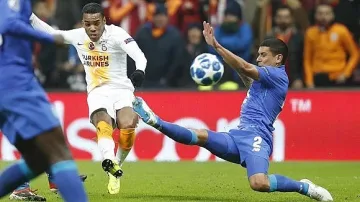 Галатасарай издрапа до Лига Европа след голово шоу