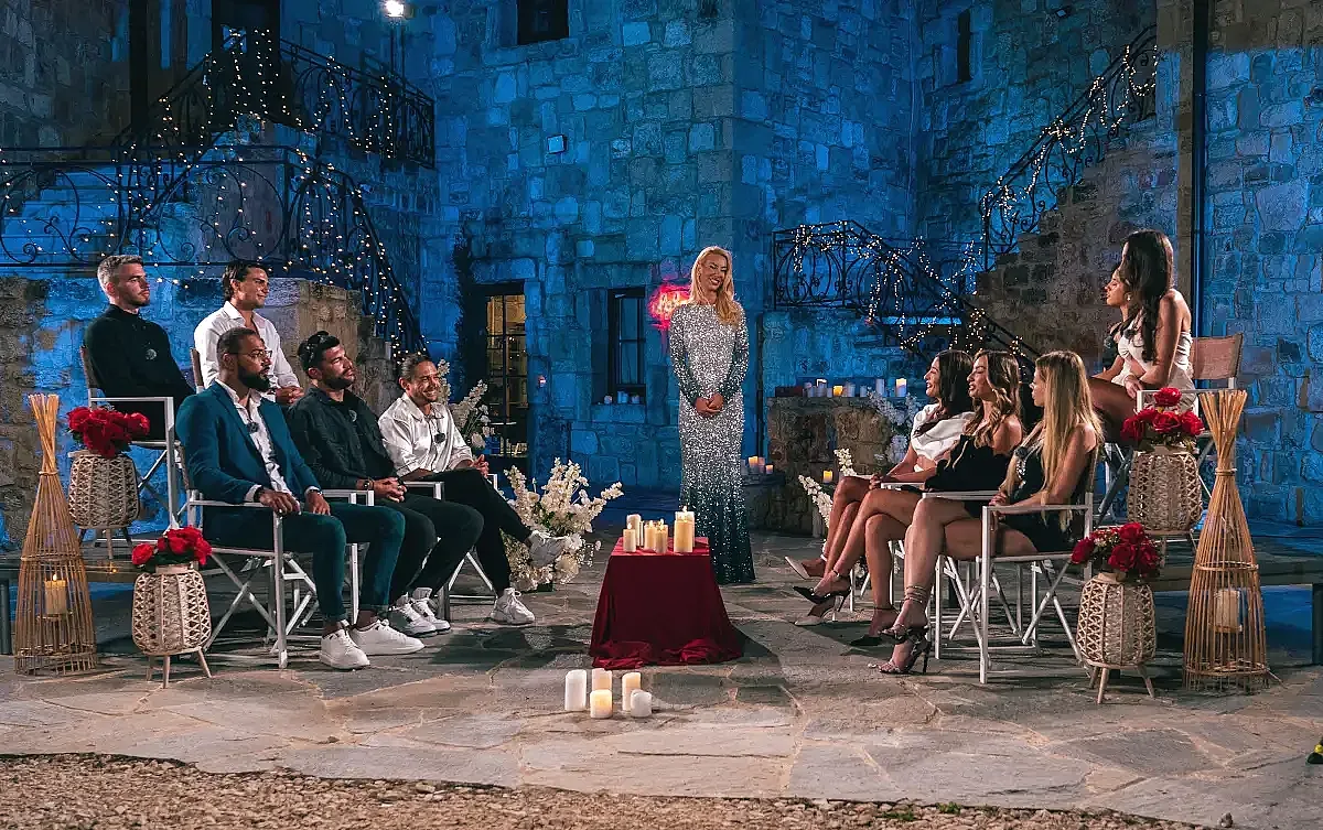 Двама изхвърчаха от "Диви и красиви" на крачки от финала