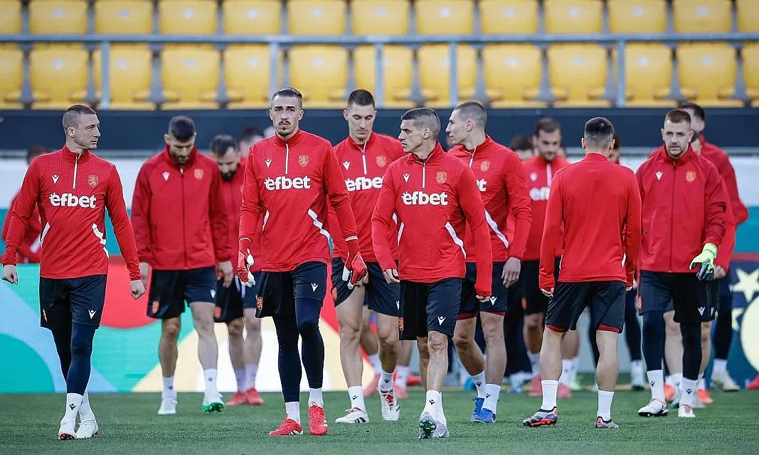 Голямо изпитание за футболна България