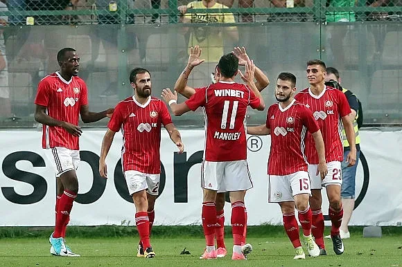 ЦСКА-София се измъчи срещу Верея