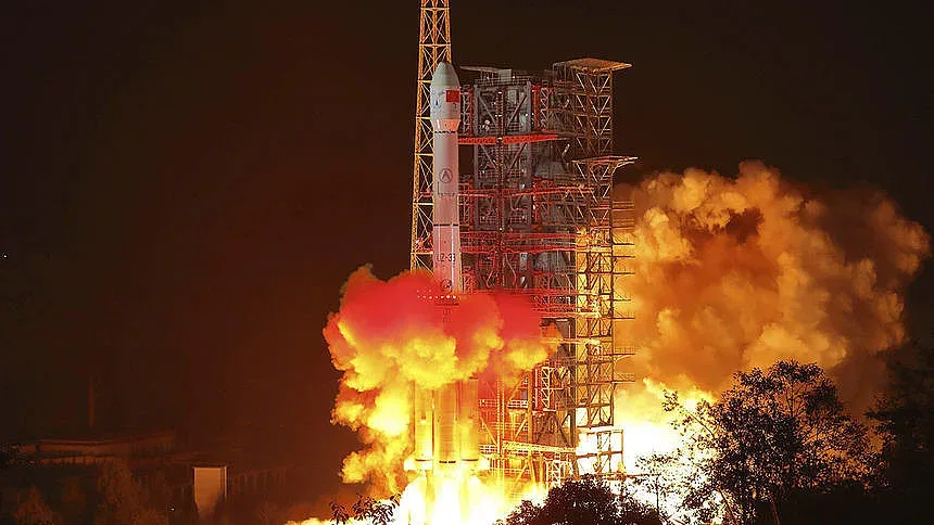 Китай праща семена и яйца на Луната