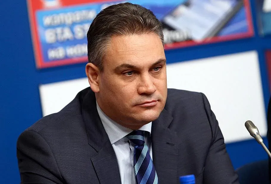 "Антимафия" проверява Горанов и за конфликт на интереси