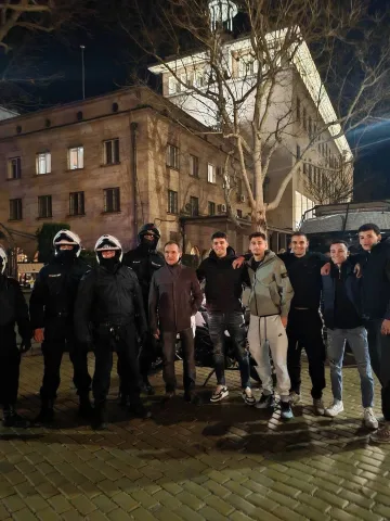 Събраха се! Божков, Кики и Ленчето минират държавата (СНИМКИ)