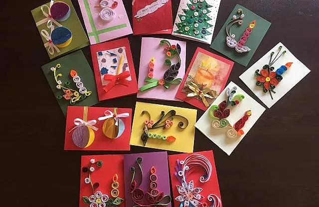 Подарете картичка от благотворителния базар в градската галерия