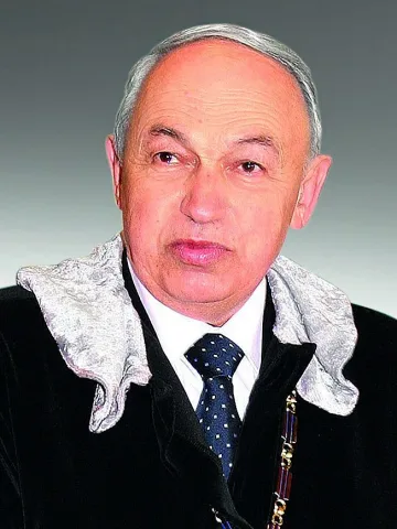 Проф. Христо Крачанов благодари с писмо за грижите на МБАЛ „Медлайн