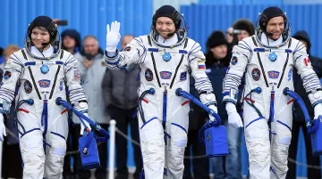 Руснак, канадец и американка излетяха със "Съюз МС-11"