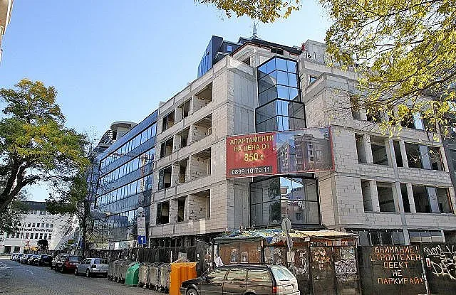 Ветко Арабаджиев осъден за заграден тротоар