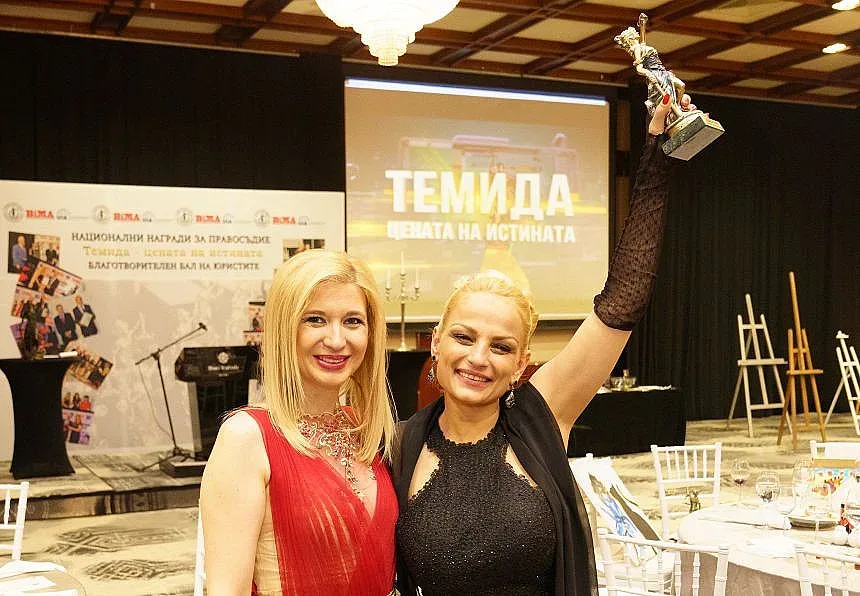 Майка на три деца стана Адвокат на годината