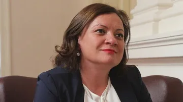Ивелина Василева:  Да не бъдем по-амбициозни от това,  което е реал