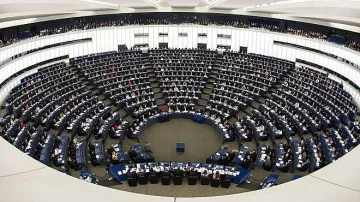 Европарламентът къса споразумението с Русия