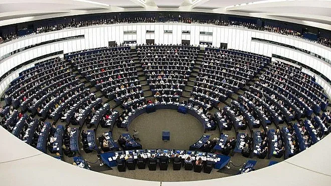 Европарламентът къса споразумението с Русия