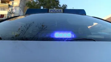 Осъден мъж се барикадира в дома си (ОБНОВЕНА)