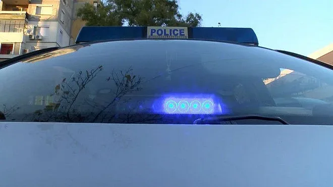 Осъден мъж се барикадира в дома си (ОБНОВЕНА)