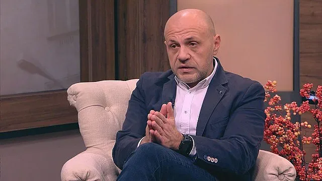 Дончев предлага промяна в Конституцията (ОБНОВЕНА)