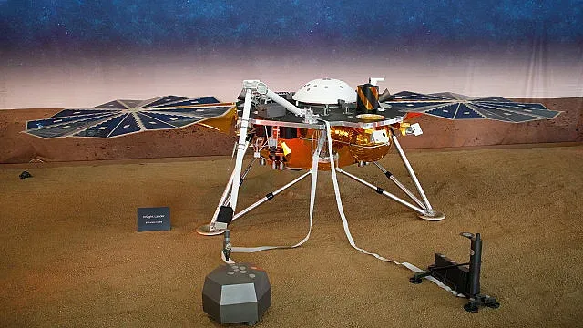 Как „ИнСайт” ще помогне за мисиите до Марс?