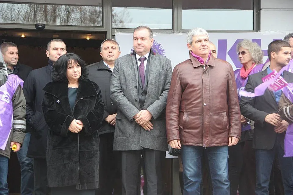 Синдикати: Марица-изток затваря – оставаме без ток