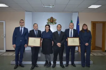 Връчиха три нови сертификата за големи инвестиции