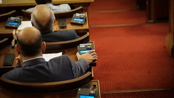 Депутатите решават окончателно за парите за здраве