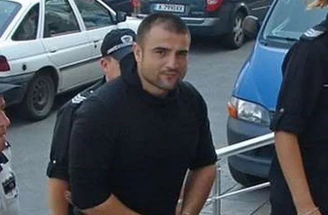 Обвиниха надзиратели за загинал от вряла вода затворник