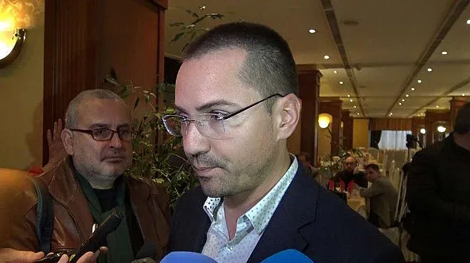 Джамбазки: Надминахме "Реформаторите" по скандали