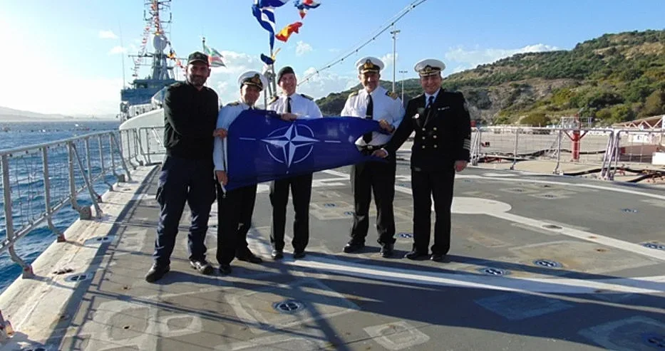 "Дръзки" продължава участието си в операция на НАТО