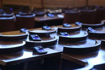 Парламентът ще заседава извънредно на 27 ноември