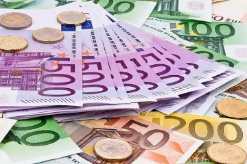 Полицаи откриха 350 000 евро в пералня