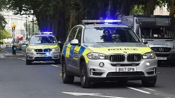 Откриха две бомби в апартамент в Лондон