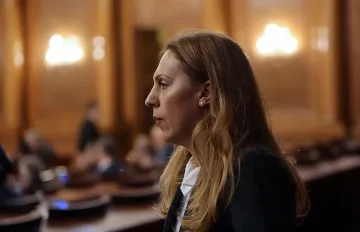 Николова готова за среща с майките на деца с увреждания