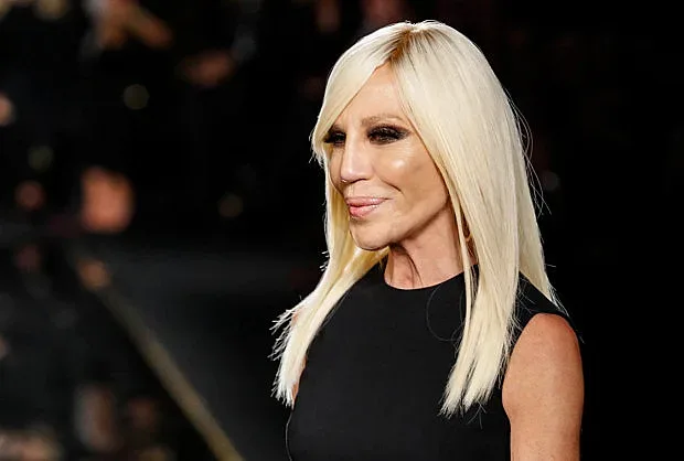 Големи звезди плачат за модна икона