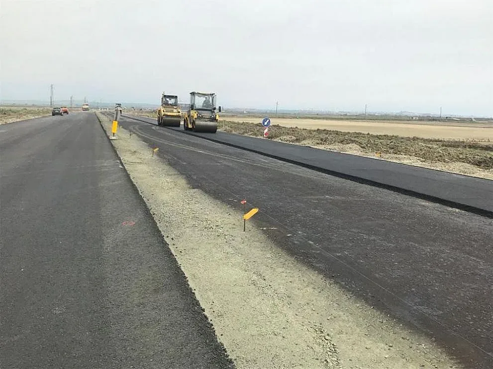 Обновяват над 460 км републикански пътища