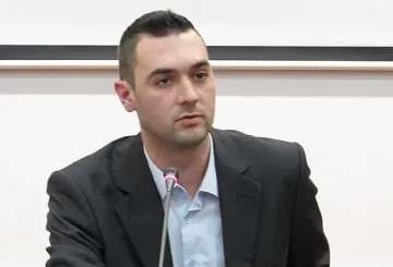 Бонус-малус ни принуждава  да караме стари коли